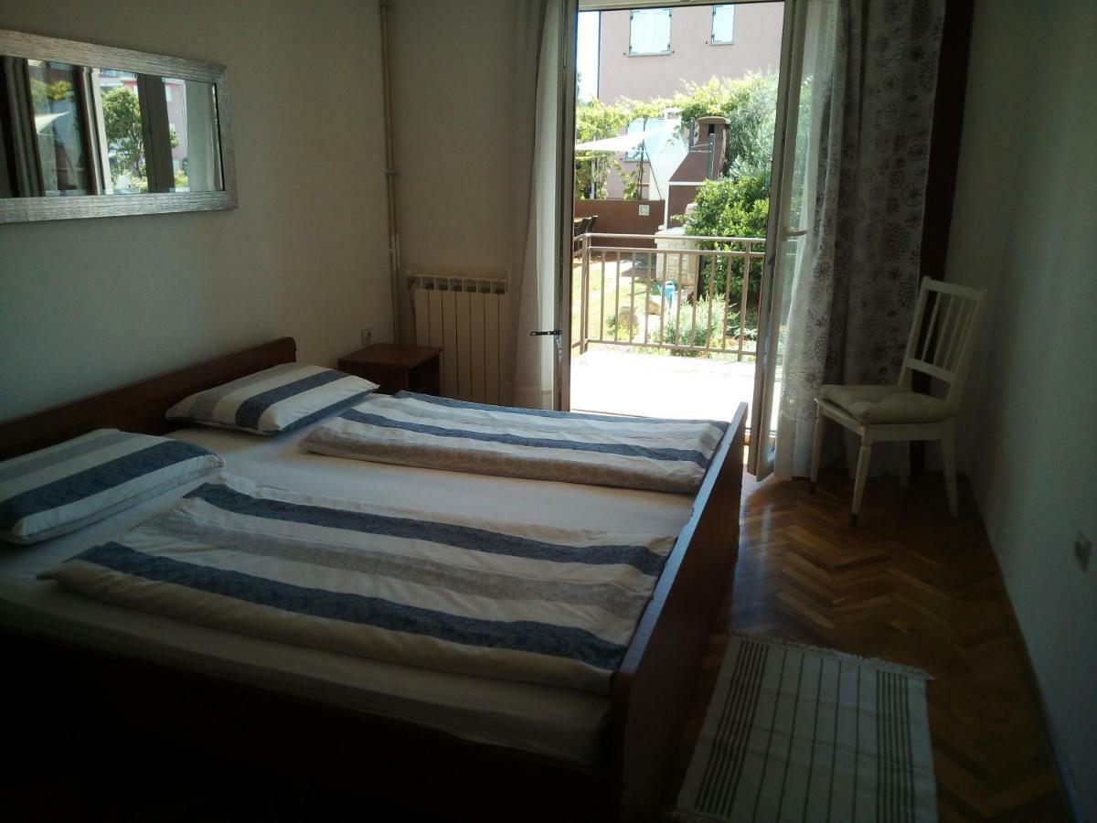 Apartments Mirela Novigrad Istria エクステリア 写真